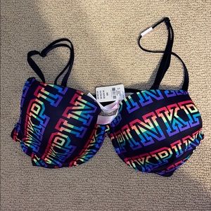 ⭐️BRAND NEW⭐️ PINK pride bra.